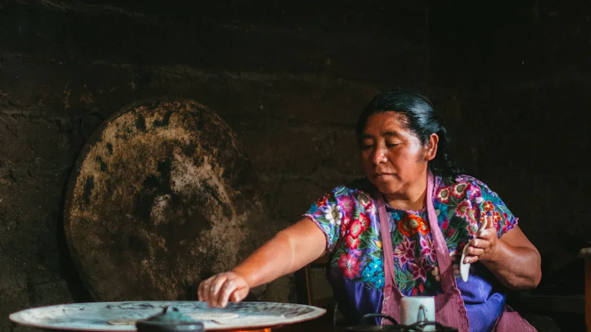 Traditional vs. Modern Cooking Recipes: Techniques & Ingredients Compared